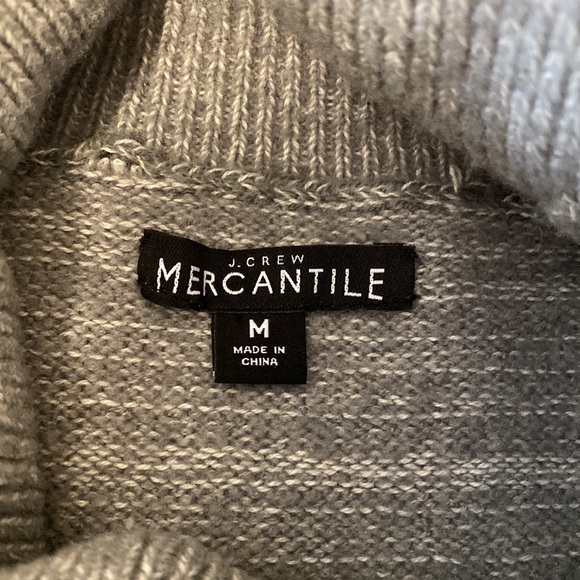 Comfy cozy grey J Crew turtleneck sweater - Picture 3 of 7